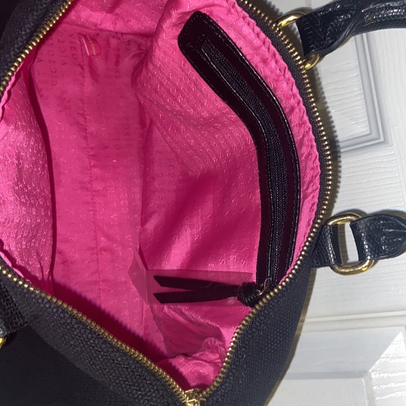 NWT Victoria’s Secret black handbag - Picture 3 of 4